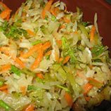 Салат из квашеной капусты с солеными огурцами